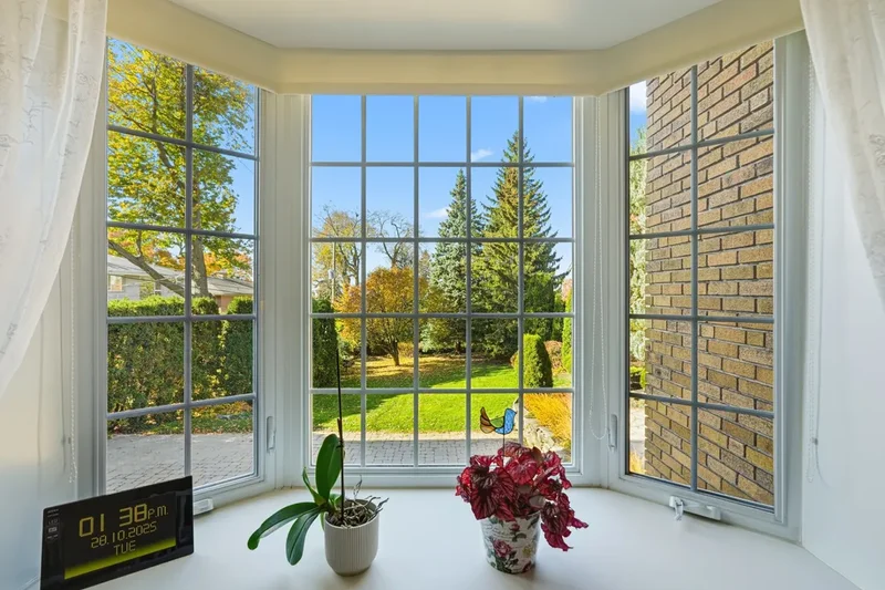 219 Av. Maplewood, Montréal, Quebec, Canada. - Photo 18