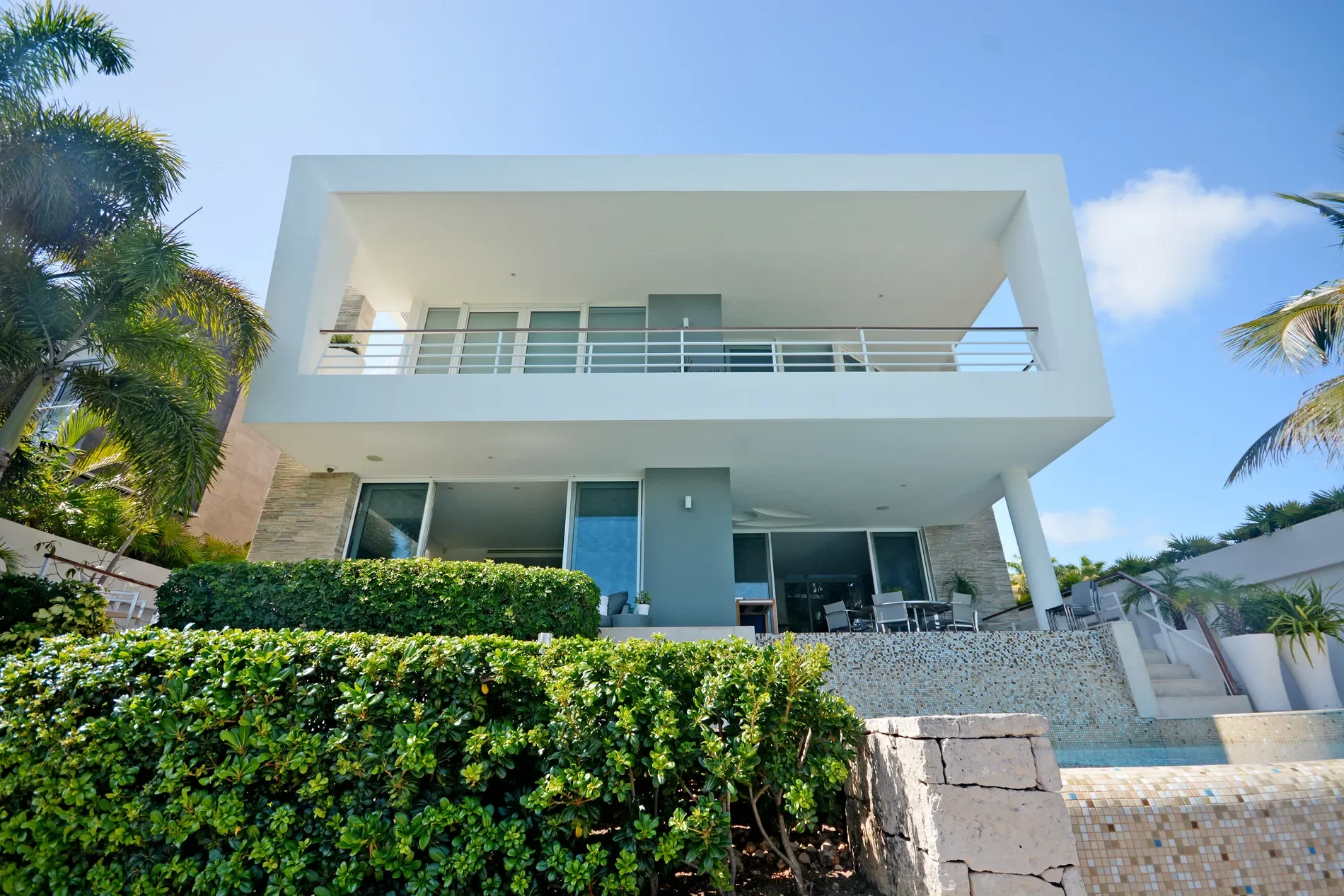 Exterior photo 10