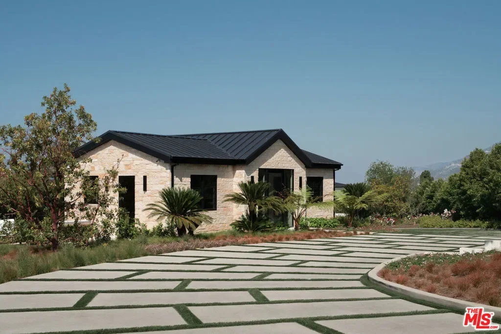 5819 Filaree, Malibu, California, United States. - Photo 20