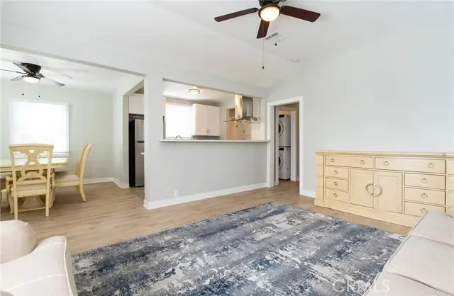 1241 W 89th st, Los Angeles, CA 90044, Los Angeles, California, United States. - Photo 7