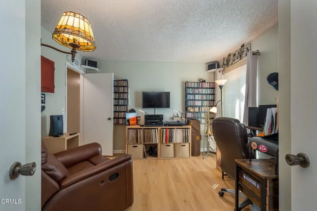 550 Holly Avenue, Oxnard, CA 93036, Oxnard, California, United States. - Photo 7