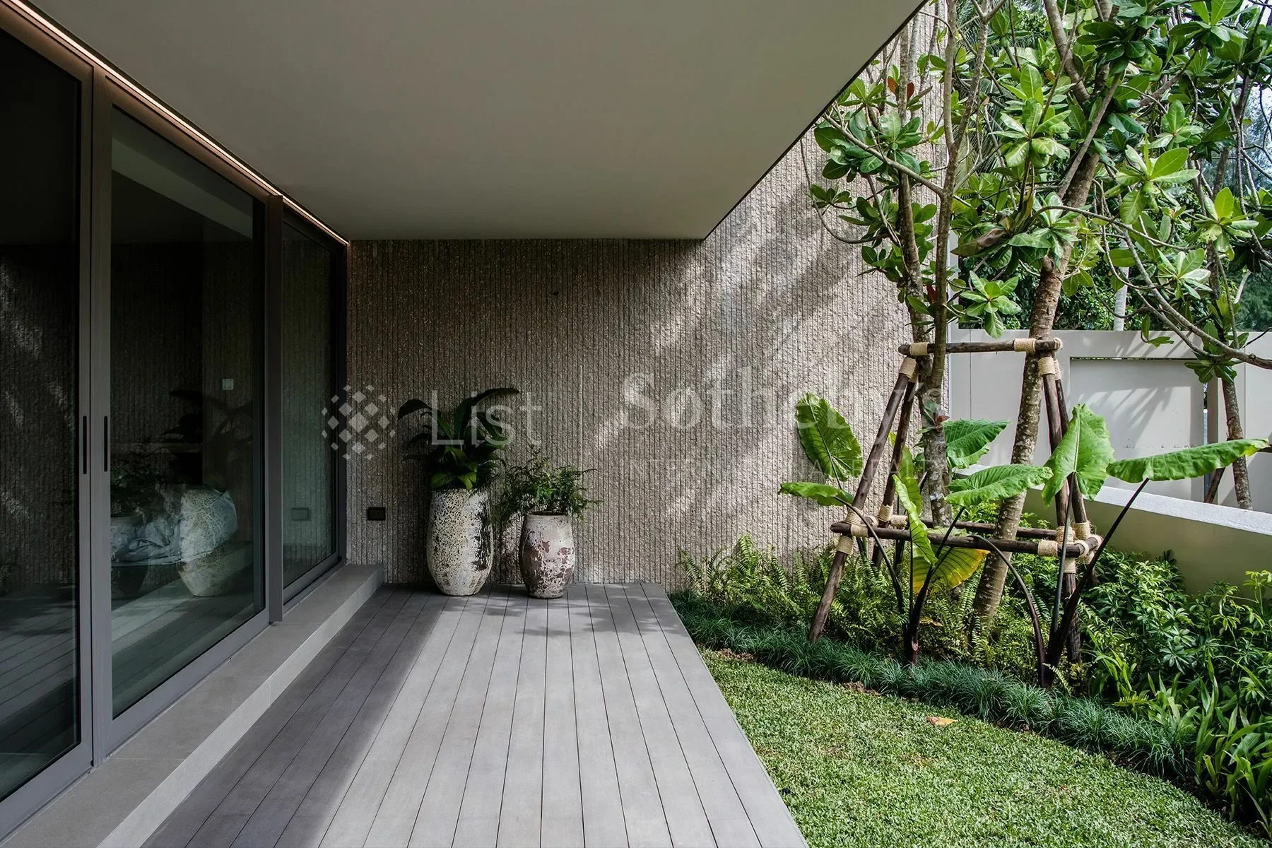 Gallery photo 9