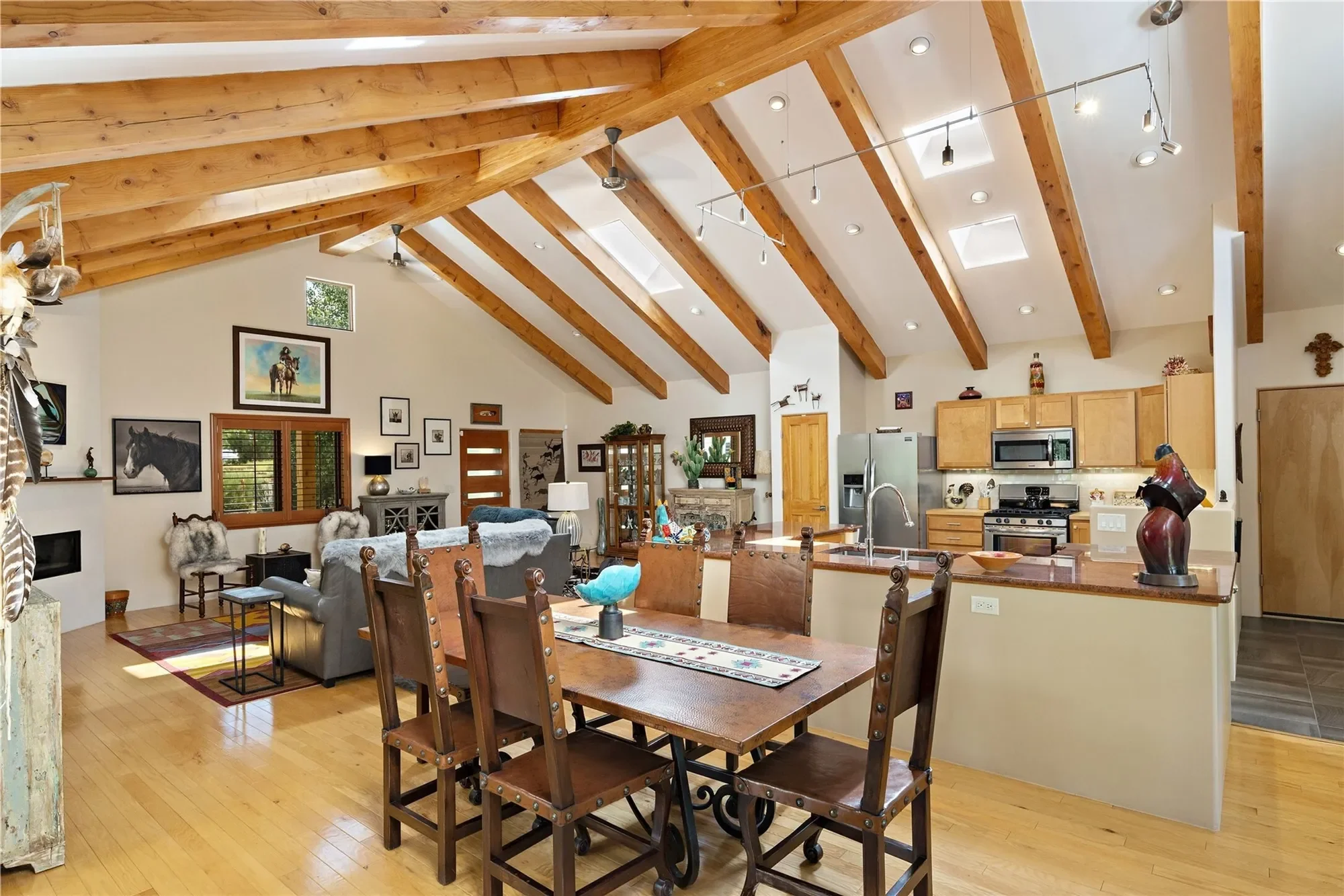 Gallery photo 10