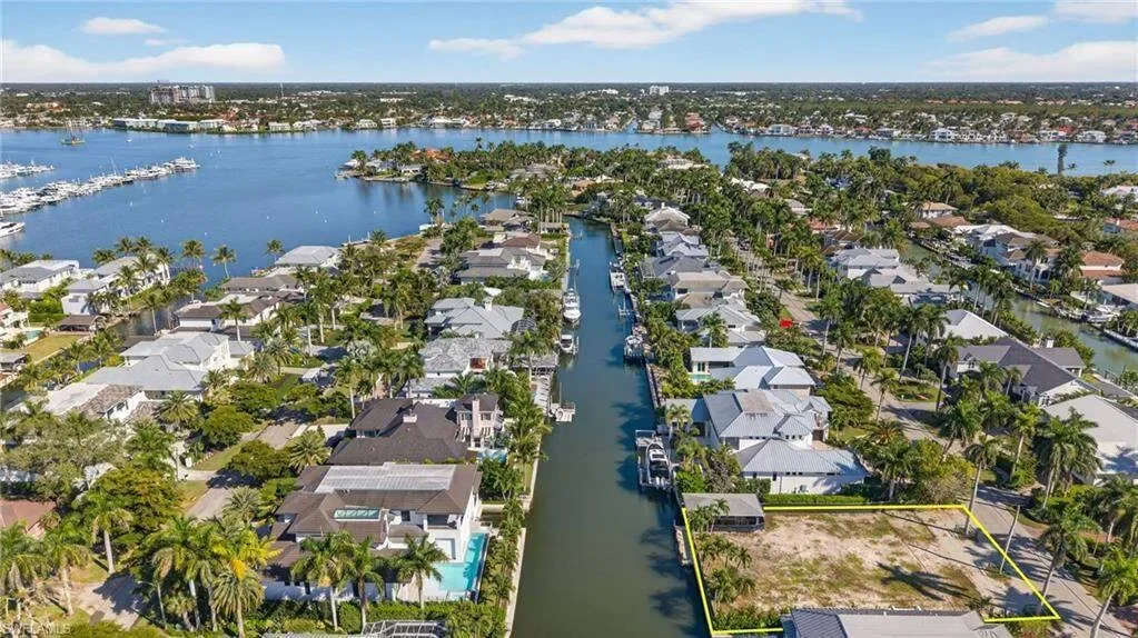 601 17TH AVE, Naples, FL, 34102, USA, Naples, Florida, United States. - Photo 5