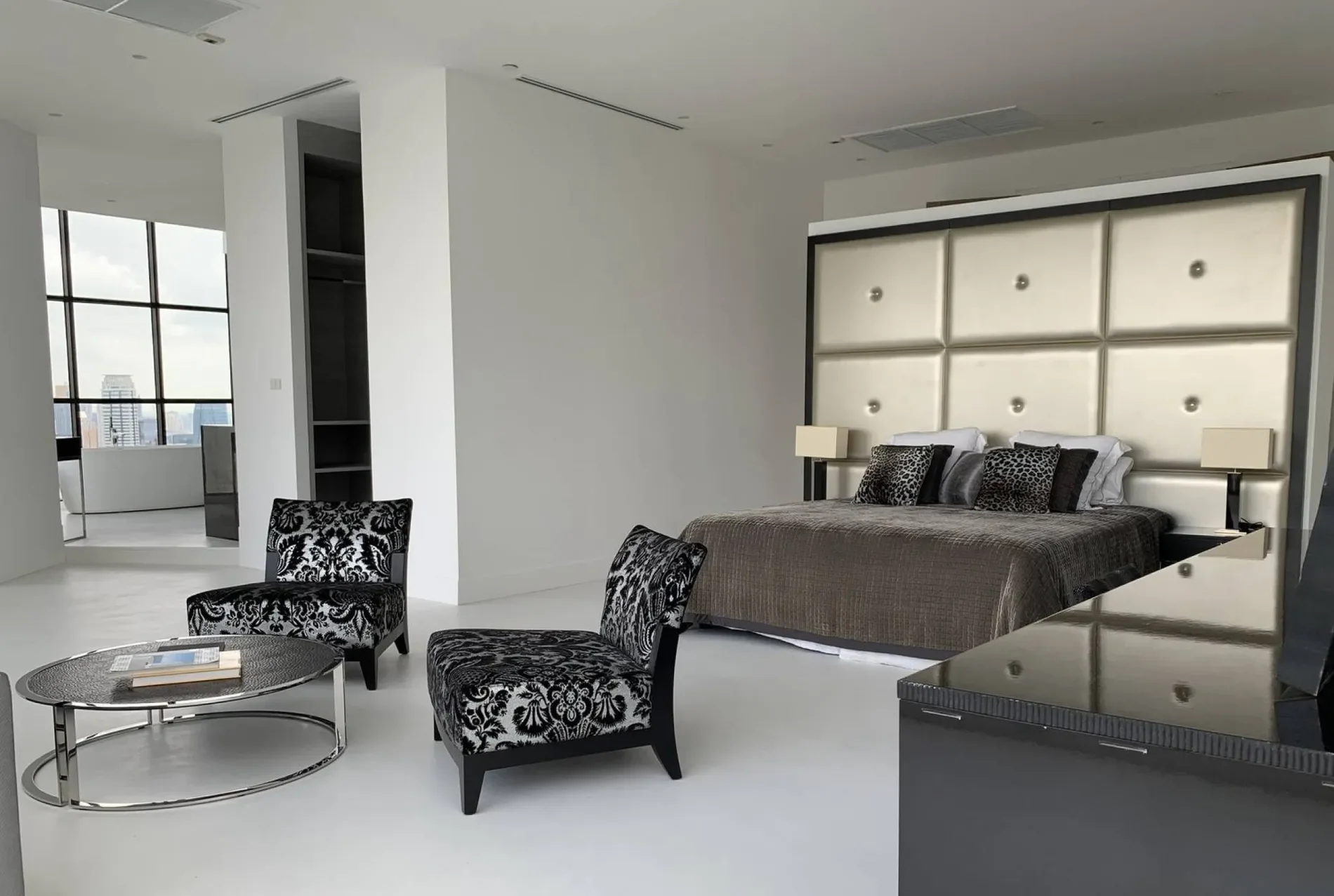 Gallery photo 6