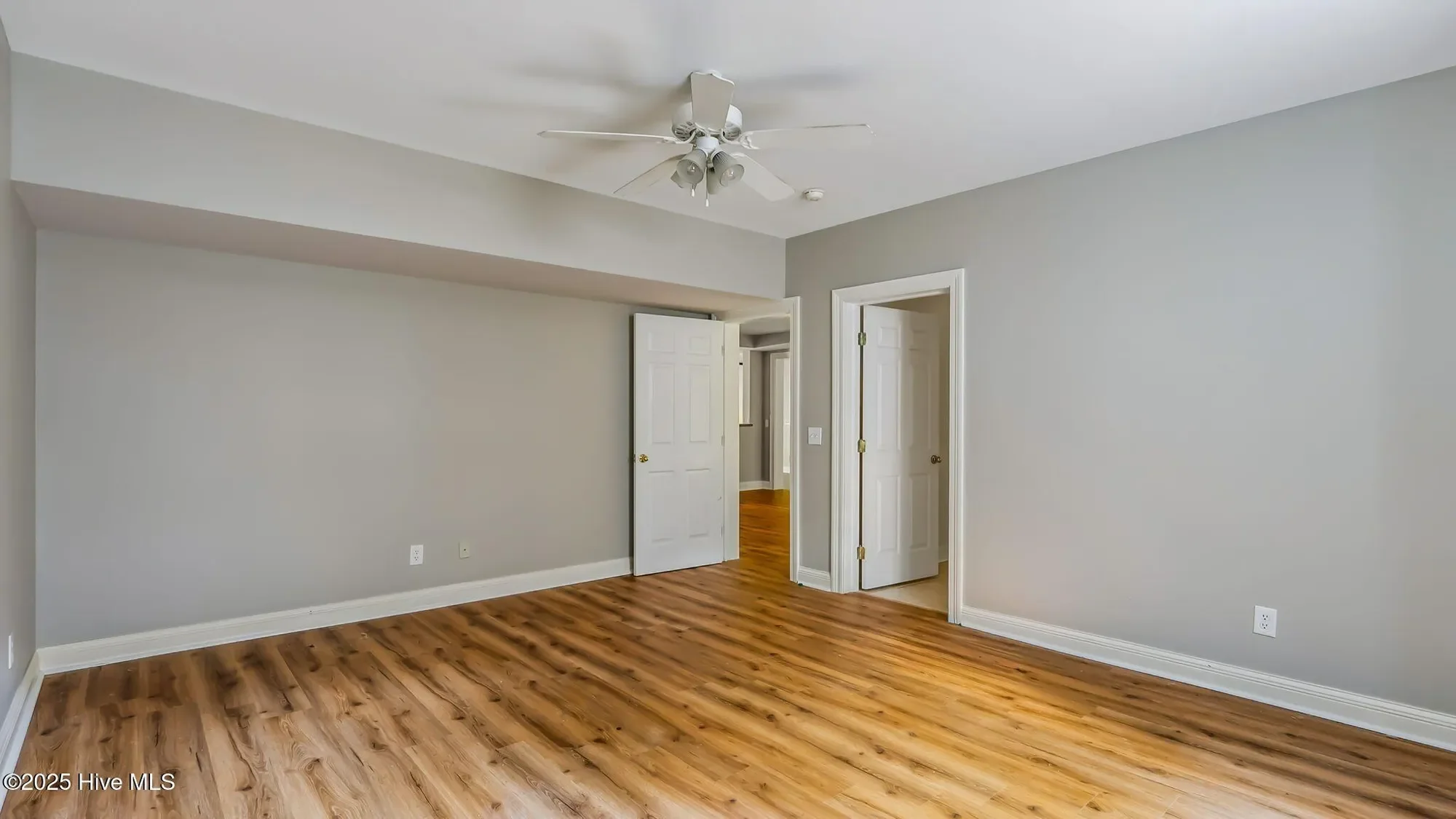 Gallery photo 3
