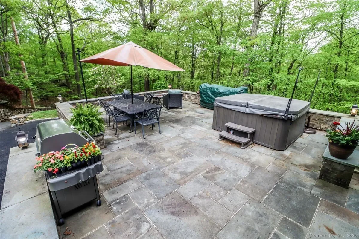550 Barrack Hill Road, Ridgefield, Connecticut, United States. - Photo 8