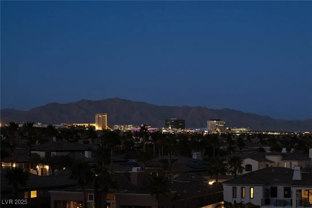 64 Promontory Ridge Drive, Las Vegas, Nevada, United States. - Photo 74