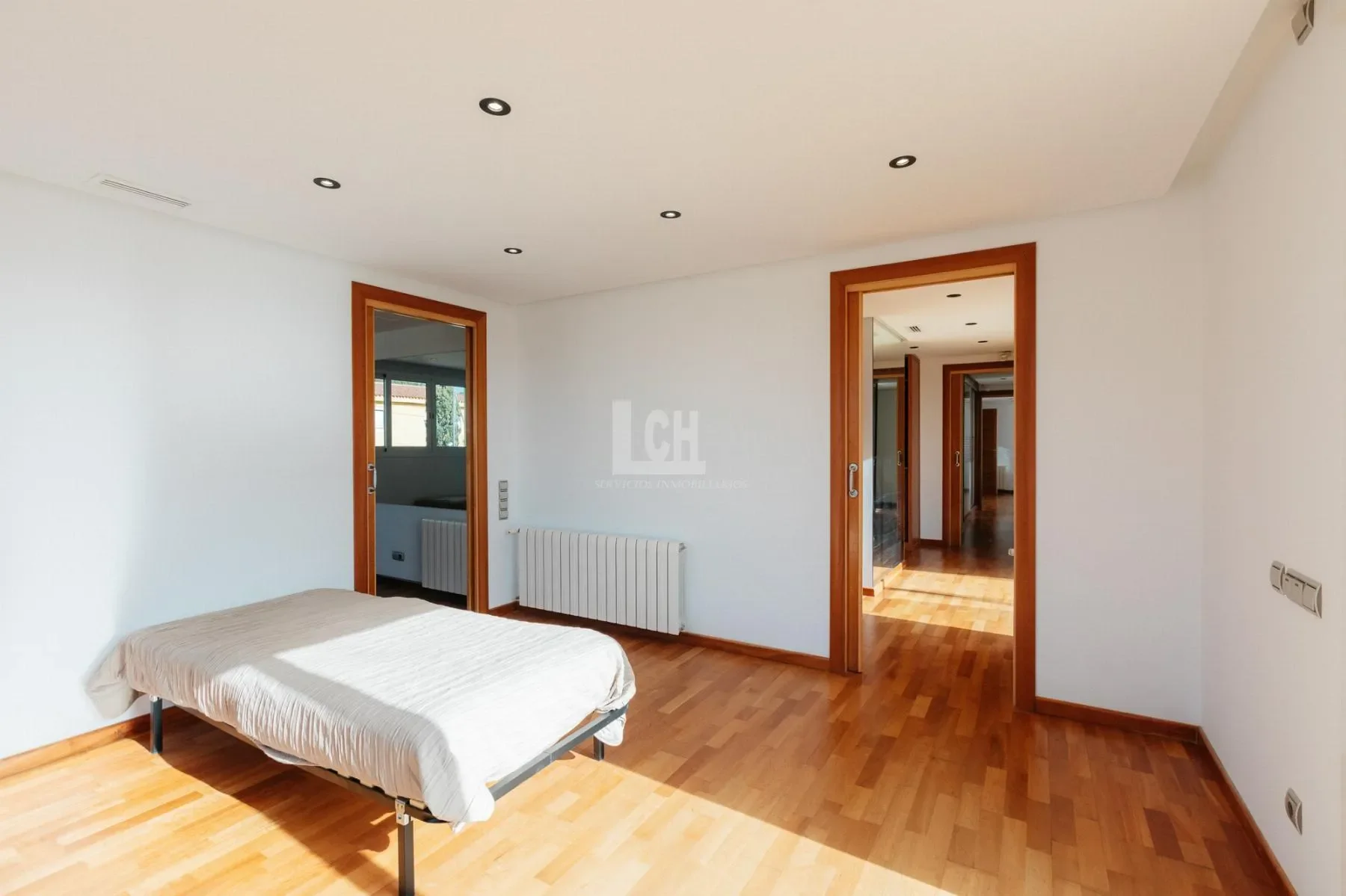 46900 Torrent, Valencia, Spain, Torrent, Valencian Community, Spain. - Photo 24