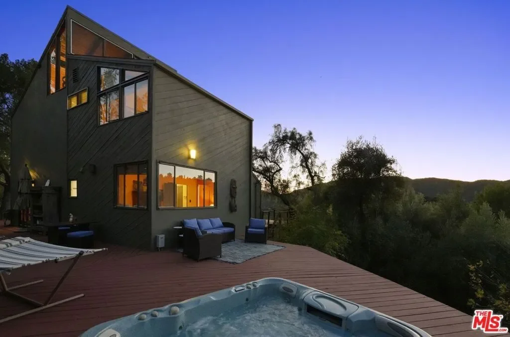 2158 Topanga Skyline Drive, Topanga, California, United States. - Photo 9