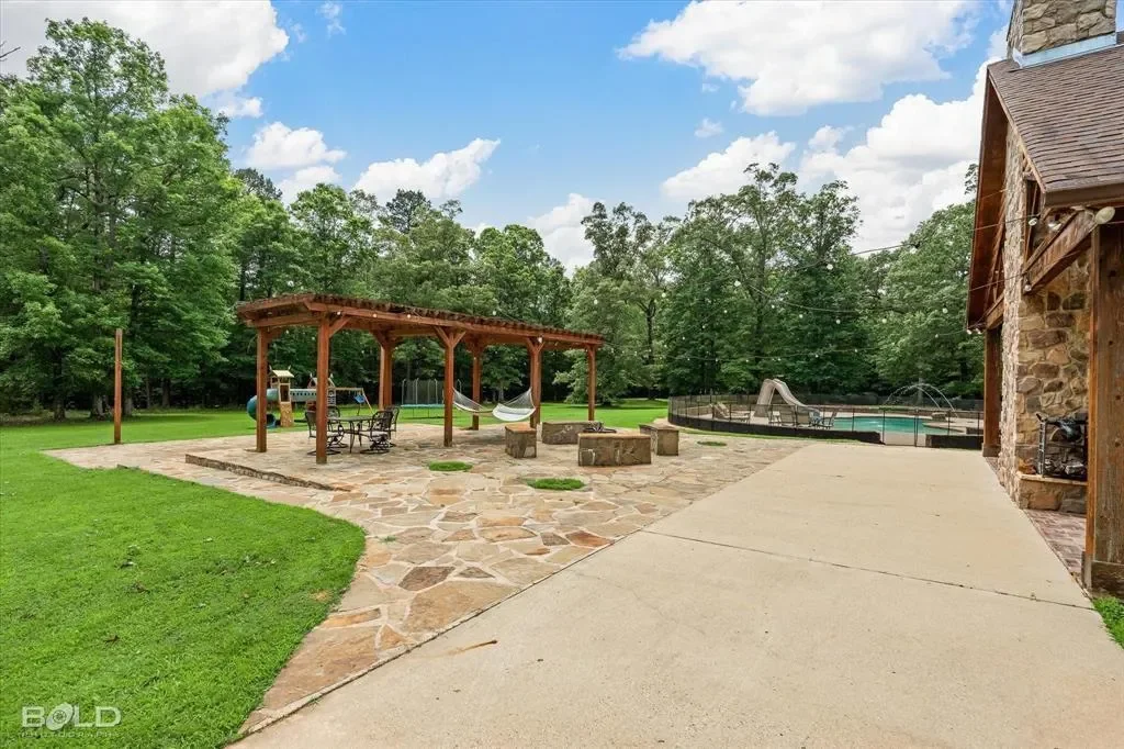 231 Arnold Well Road, Benton, Louisiana, United States. - Photo 2