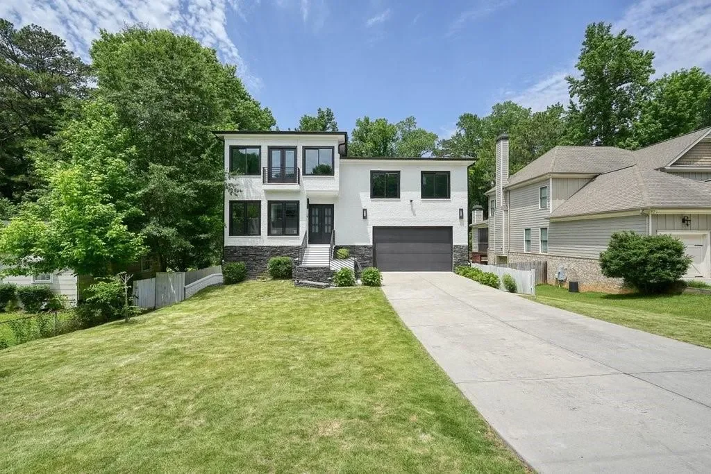 2804 Skyland Drive NE, Brookhaven, Georgia, United States. - Photo 1