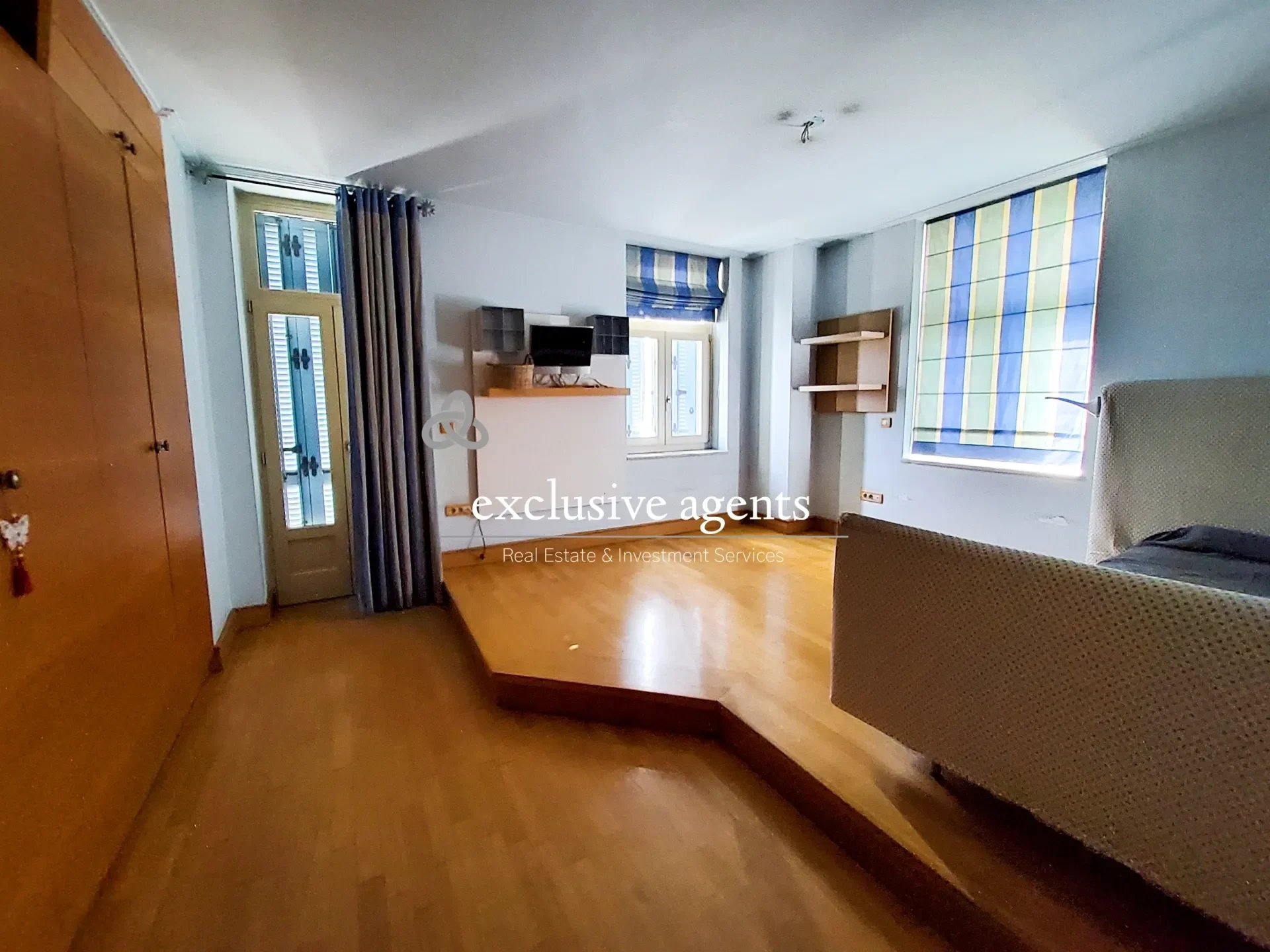 Gallery photo 2