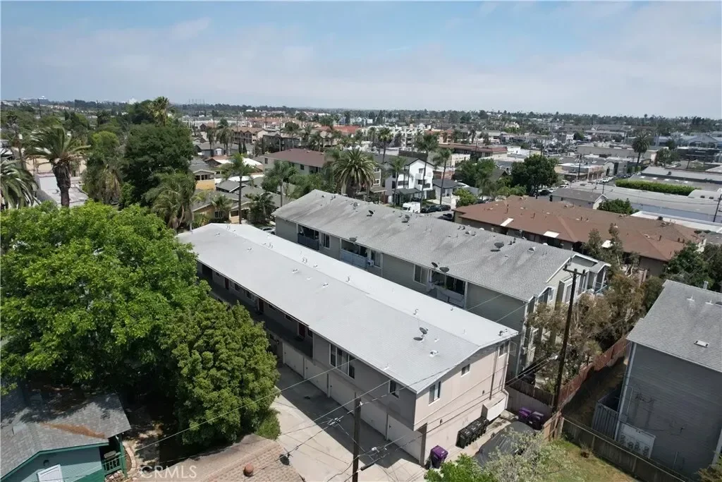 1445 Coronado Avenue, Signal Hill, California, United States. - Photo 2