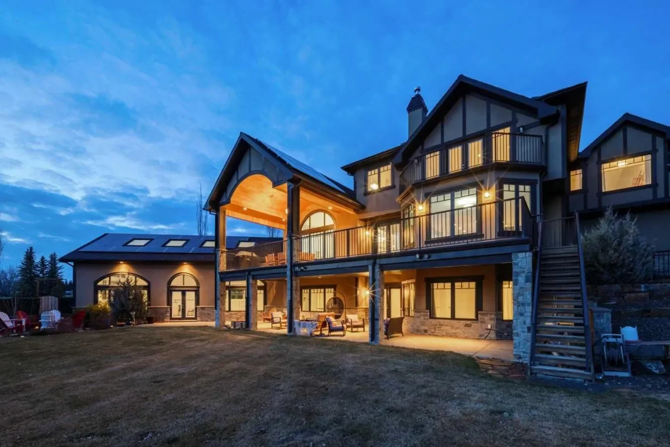 172 Grandview Way, Calgary, Alberta, Canada. - Photo 3