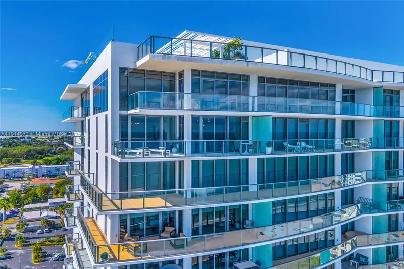 1116 N Ocean Blvd MPH01, Hillsboro Beach, Florida, United States. - Photo 17