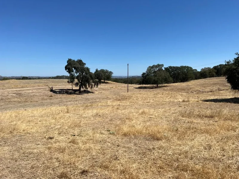 11176 S Camanche Parkway, Wallace, California, United States. - Photo 35