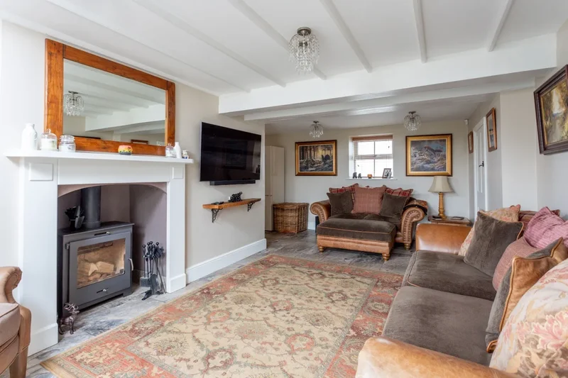 87 High Street, Bempton, Bempton, England, United Kingdom. - Photo 15