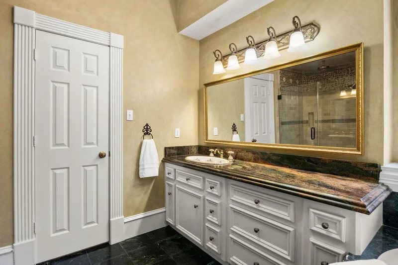 2031 Pecan Trail Drive, Richmond, Texas, United States. - Photo 8