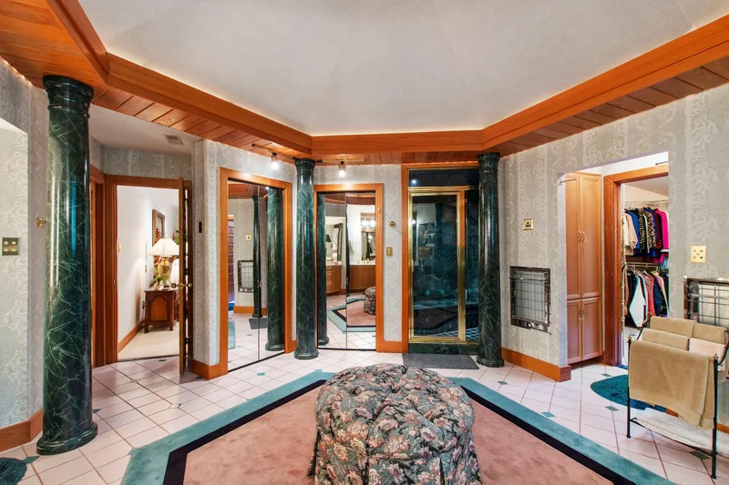 812 Kenmore Road , Chapel Hill, NC 27514, Chapel Hill, North Carolina, United States. - Photo 44