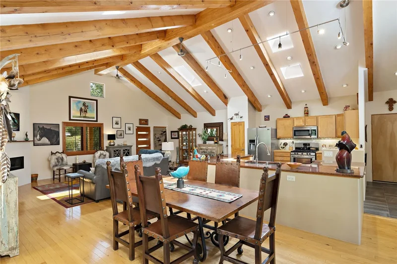 2328 Calle Camarico, Santa Fe, NM 87505, Santa Fe, New Mexico, United States. - Photo 10