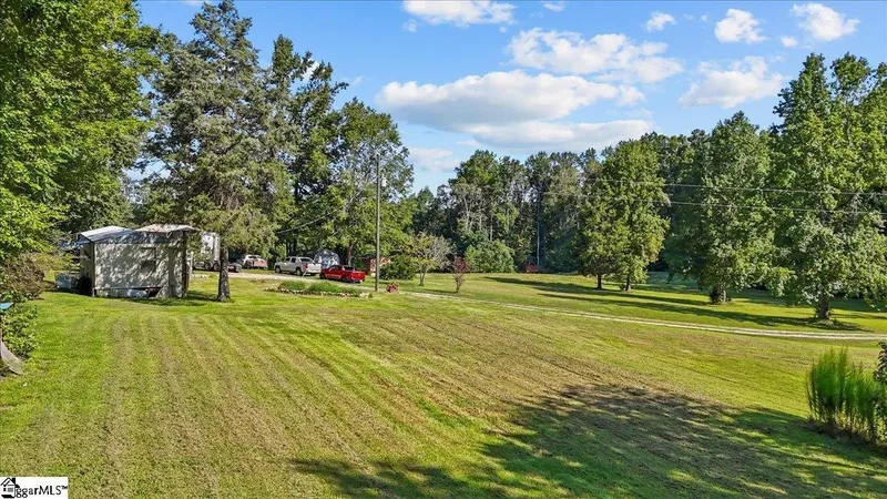1443 Henderson Road, Gray Court, SC 29645, Gray Court, South Carolina, United States. - Photo 9