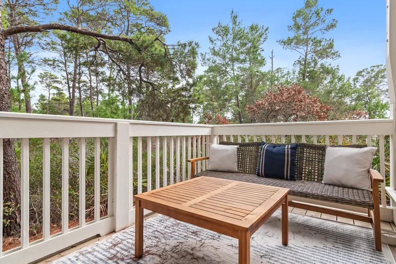 Coastal Chic 30 A Townhouse With Two Car Garage And Golf Cart
