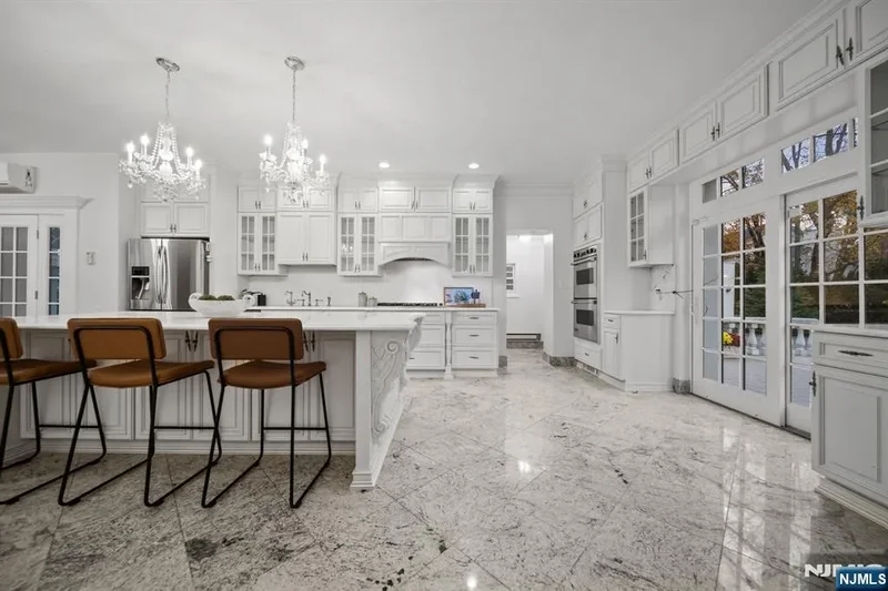 3 Serafin Place, Glen Rock, NJ 07452, Glen Rock, New Jersey, United States. - Photo 33
