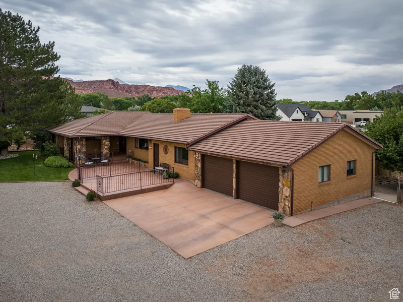 2720 BENCH RD E, Moab, Utah, United States. - Photo 11