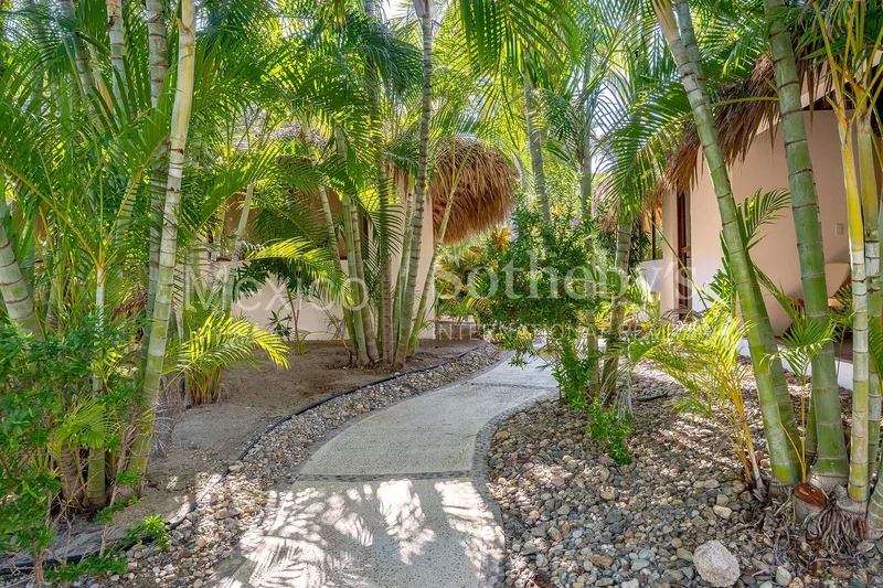 Los Naranjos 9 Santa María Colotepec , Puerto Escondido, OAX, Puerto Escondido, Oaxaca, Mexico. - Photo 18