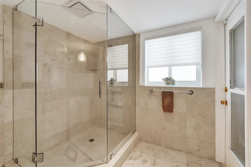 2601 NE 37th St, Fort Lauderdale, Florida, United States. - Photo 35