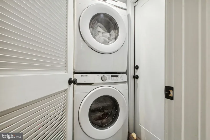 216 T ST NE, Washington, District of Columbia, United States. - Photo 17