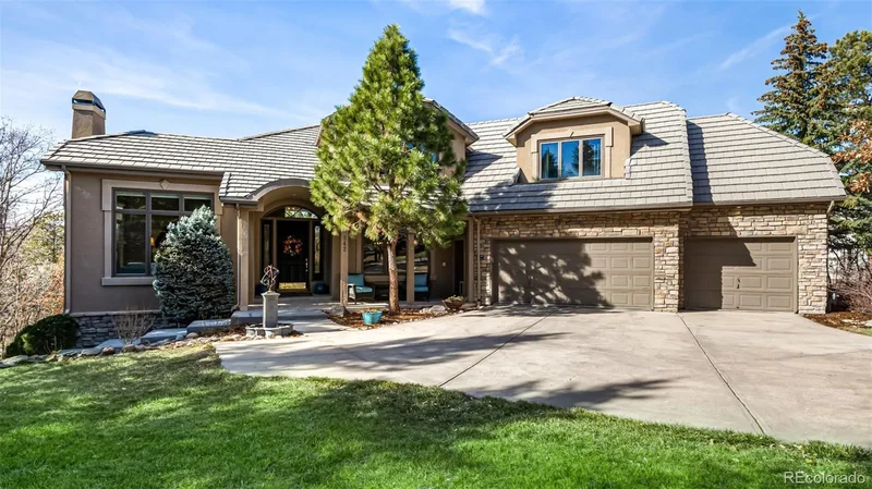 Single Family Residence in Castle Rock