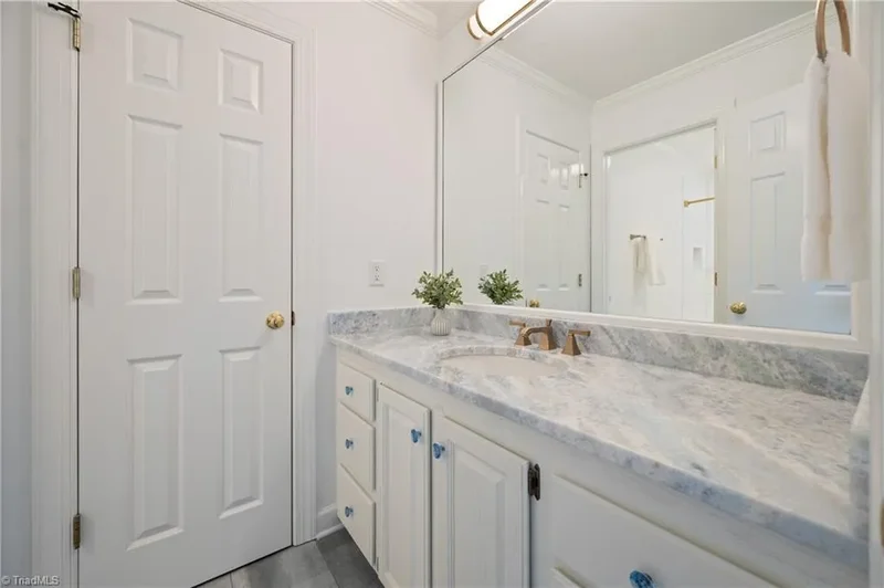 3300 Forsyth Drive, Greensboro, North Carolina, United States. - Photo 31
