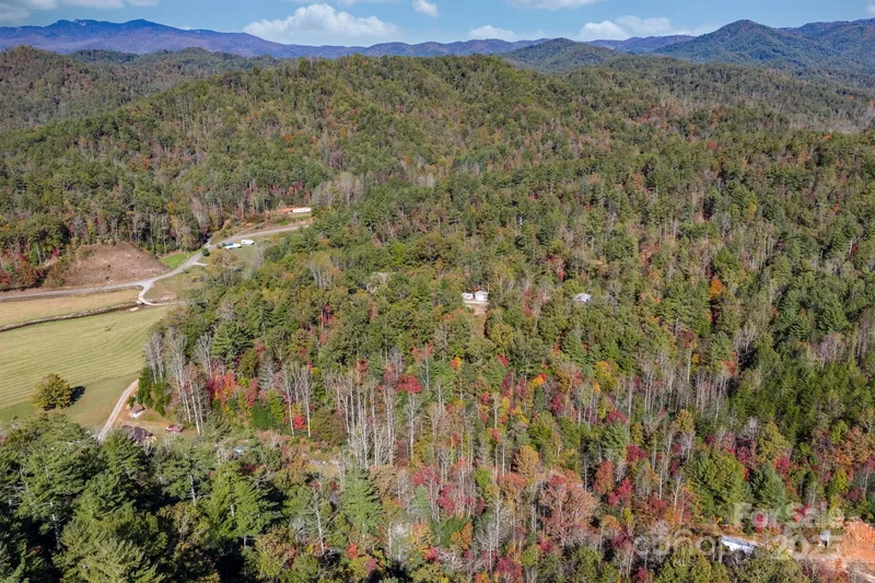 4441 Snyders Way, Lenoir, NC 28645, Lenoir, North Carolina, United States. - Photo 22
