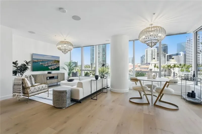 888 W E Street 505, San Diego, California, United States. - Photo 9