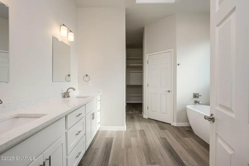 711 Hendee Place, Las Cruces, NM 88005, Las Cruces, New Mexico, United States. - Photo 20