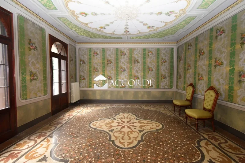 Vittorio Veneto, Veneto, Italy. - Photo 5