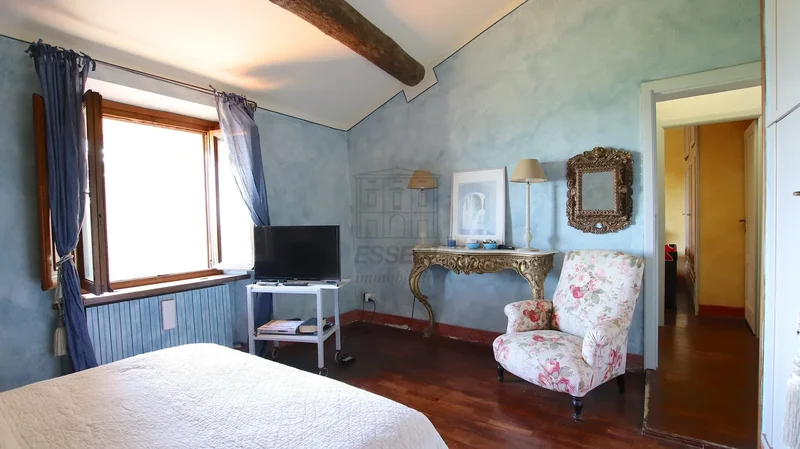 Farmhouse Rustic on sale - Lucca (LU) , Nord