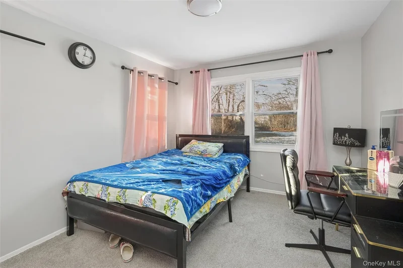 31 21st Avenue, Bay Shore, New York, United States. - Photo 20