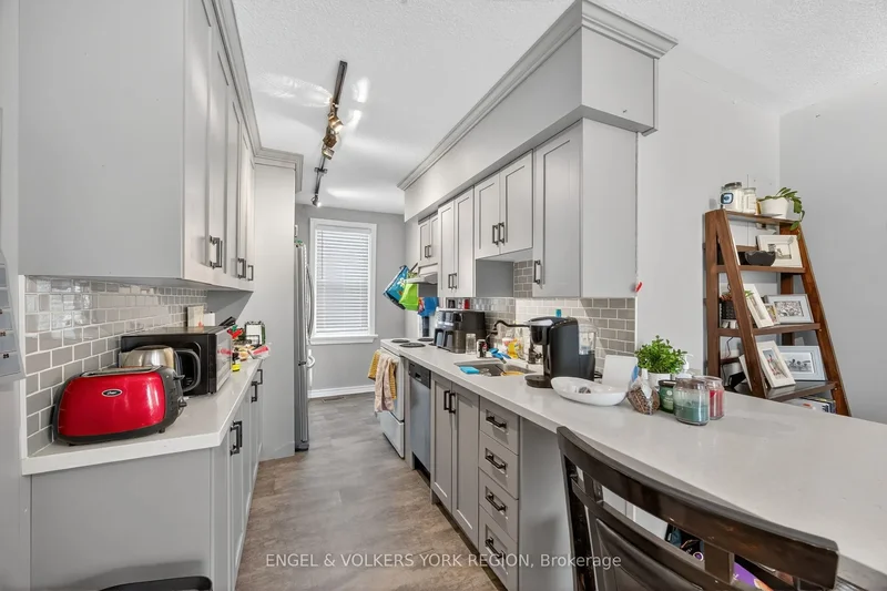 69 John Street, Barrie, Ontario, Canada. - Photo 4