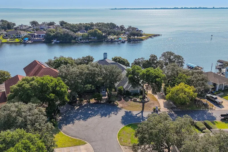 Shalimar, Florida, United States. - Photo 20
