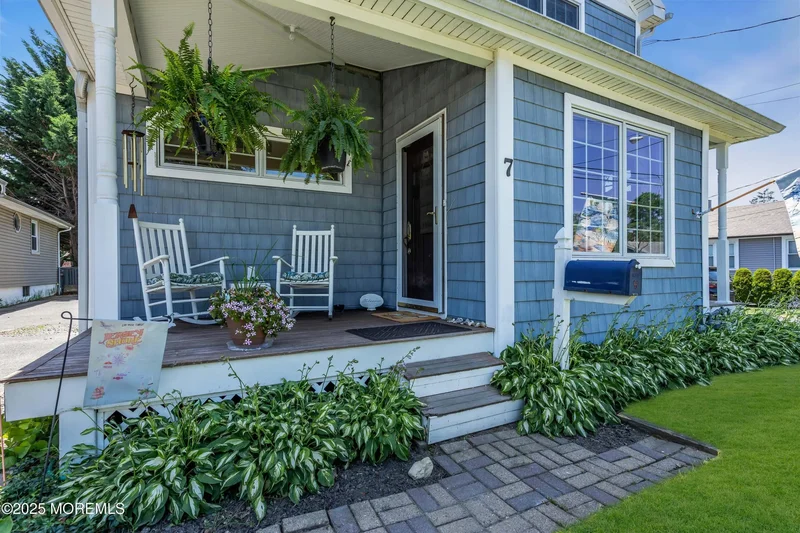 7 Thompson Street, West Long Branch, NJ 07764, West Long Branch, New Jersey, United States. - Photo 56