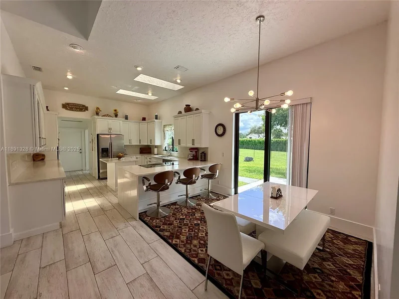14984 Roan Ct, Wellington, FL 33414, Wellington, Florida, United States. - Photo 50