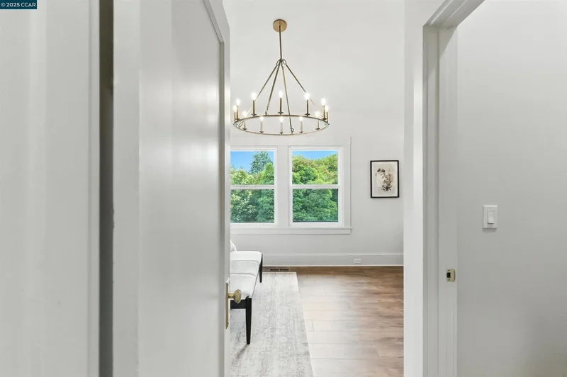 5020 Golden Gate Ave, Oakland, California, United States. - Photo 15