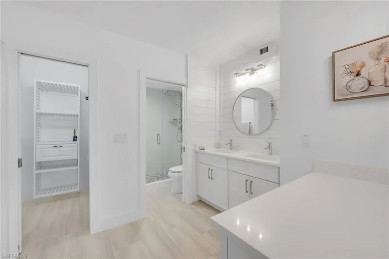 400 Park Shore DR #302, Naples, Florida, United States. - Photo 6