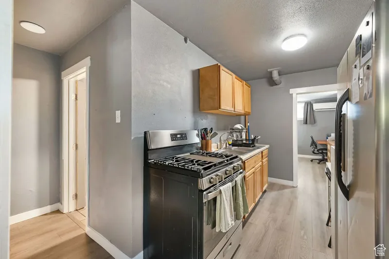 489 S 500 E, Provo, Utah, United States. - Photo 15