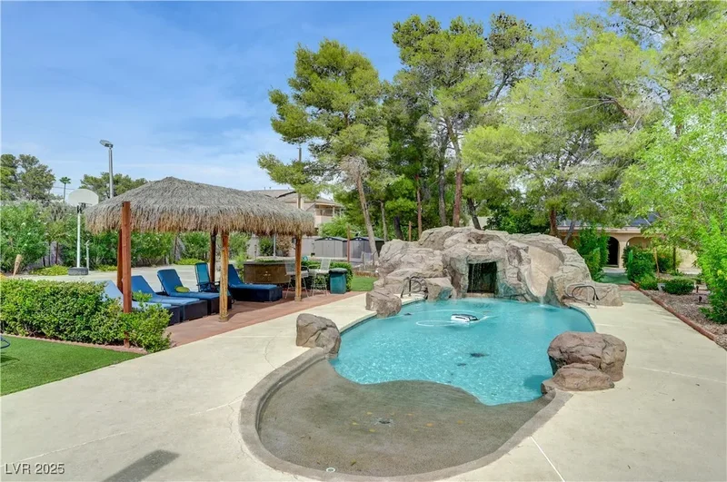 3132 El Camino Road, Las Vegas, NV 89146, Las Vegas, Nevada, United States. - Photo 16