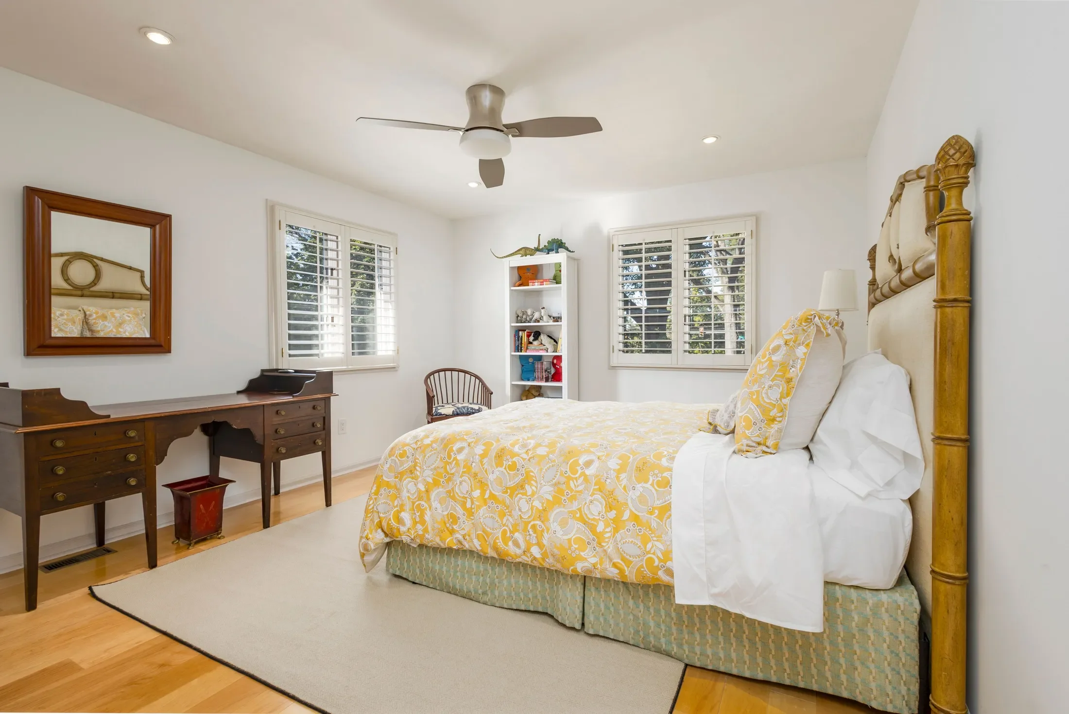 200 East Hillcrest Avenue , Philadelphia, PA 19118, Philadelphia, Pennsylvania, United States. - Photo 17