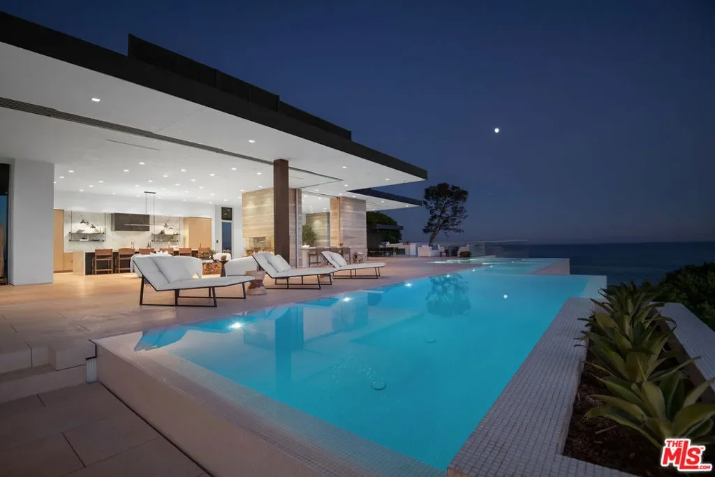 26946 Pacific Coast Hwy, Malibu, California, United States. - Photo 58
